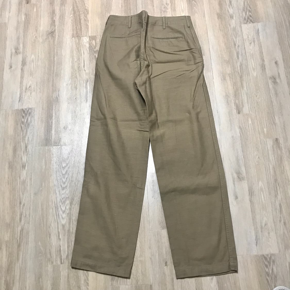 무탠다드 백사틴 오피서 팬츠 29사이즈 샌드 베이지 상품이미지7