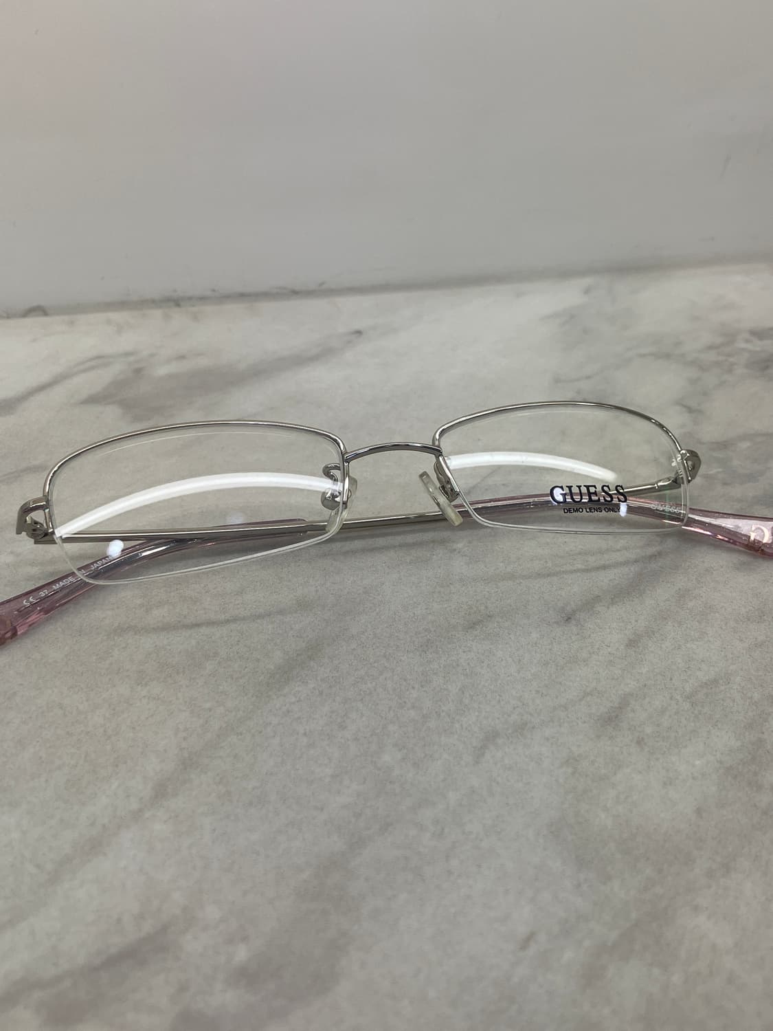게스 GUESS 실버 스퀘어 반무테 안경 상품이미지10