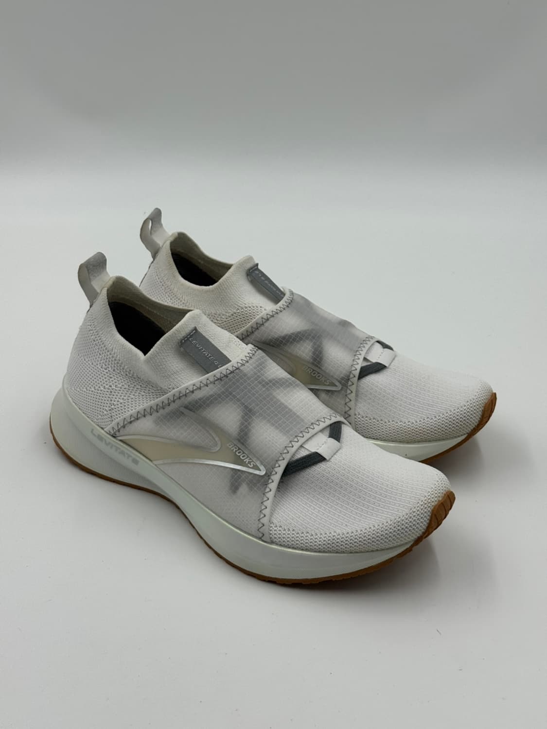 브룩스 레비테이트 4 상품이미지2