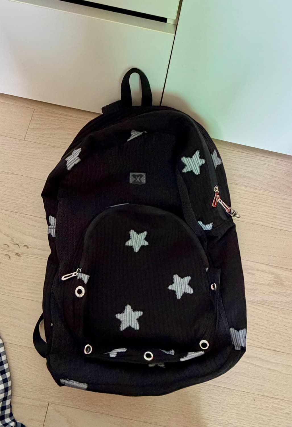 무음 네스트 백팩 블랙 스타 버전 상품이미지1