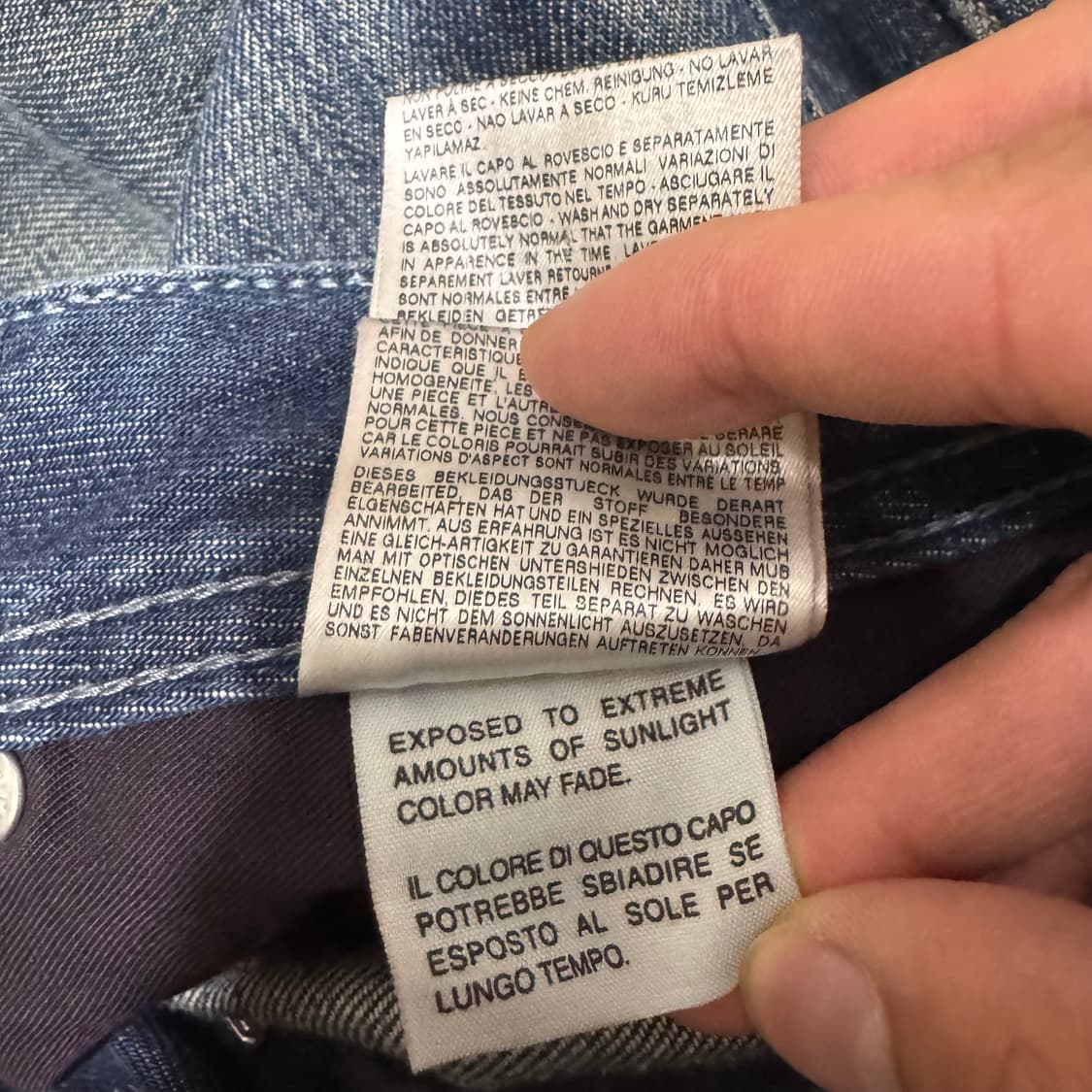 디젤 자티니 플레어 스크래치 워싱 세미 부츠컷 데님팬츠 상품이미지10