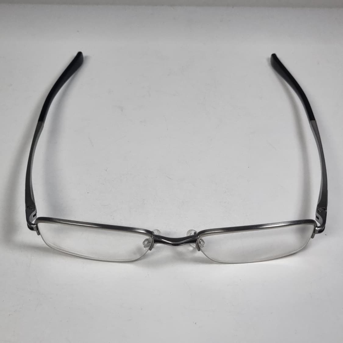 오클리 반무테 안경 캘리퍼 브러쉬드 크롬 상품이미지8