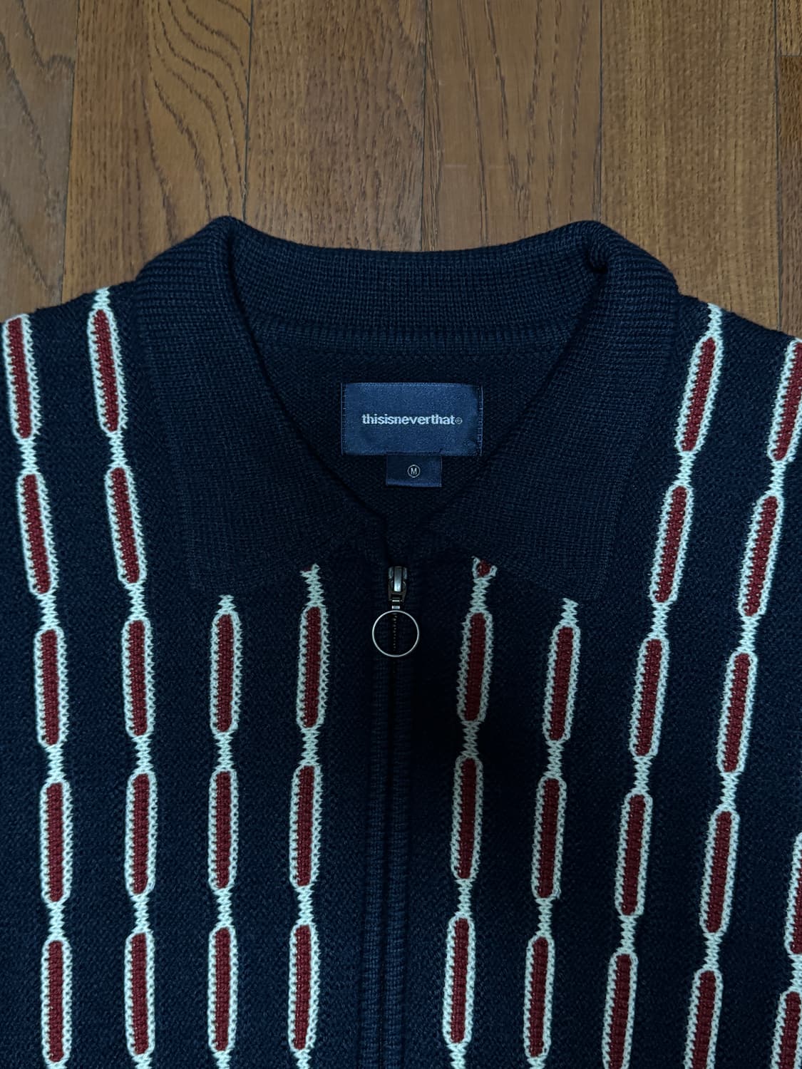 디스이즈네버댓 카라 니트 집업 상품이미지2