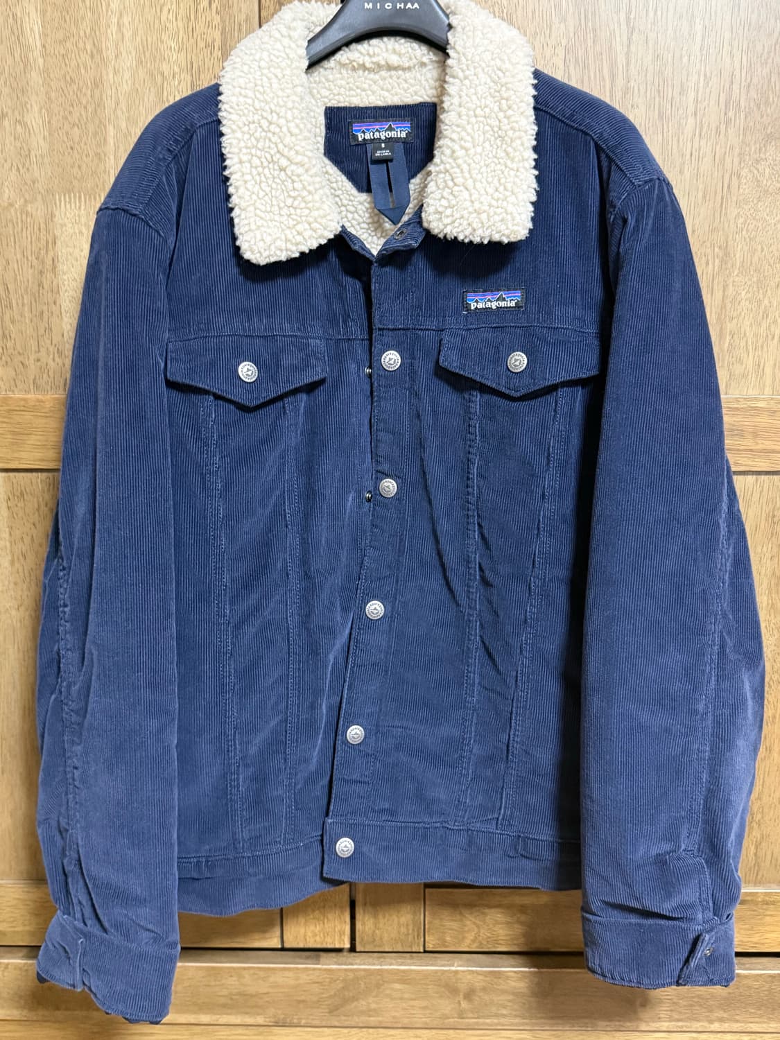 파타고니아 Pile-Lined Corduroy Trucker Jacket 상품이미지2