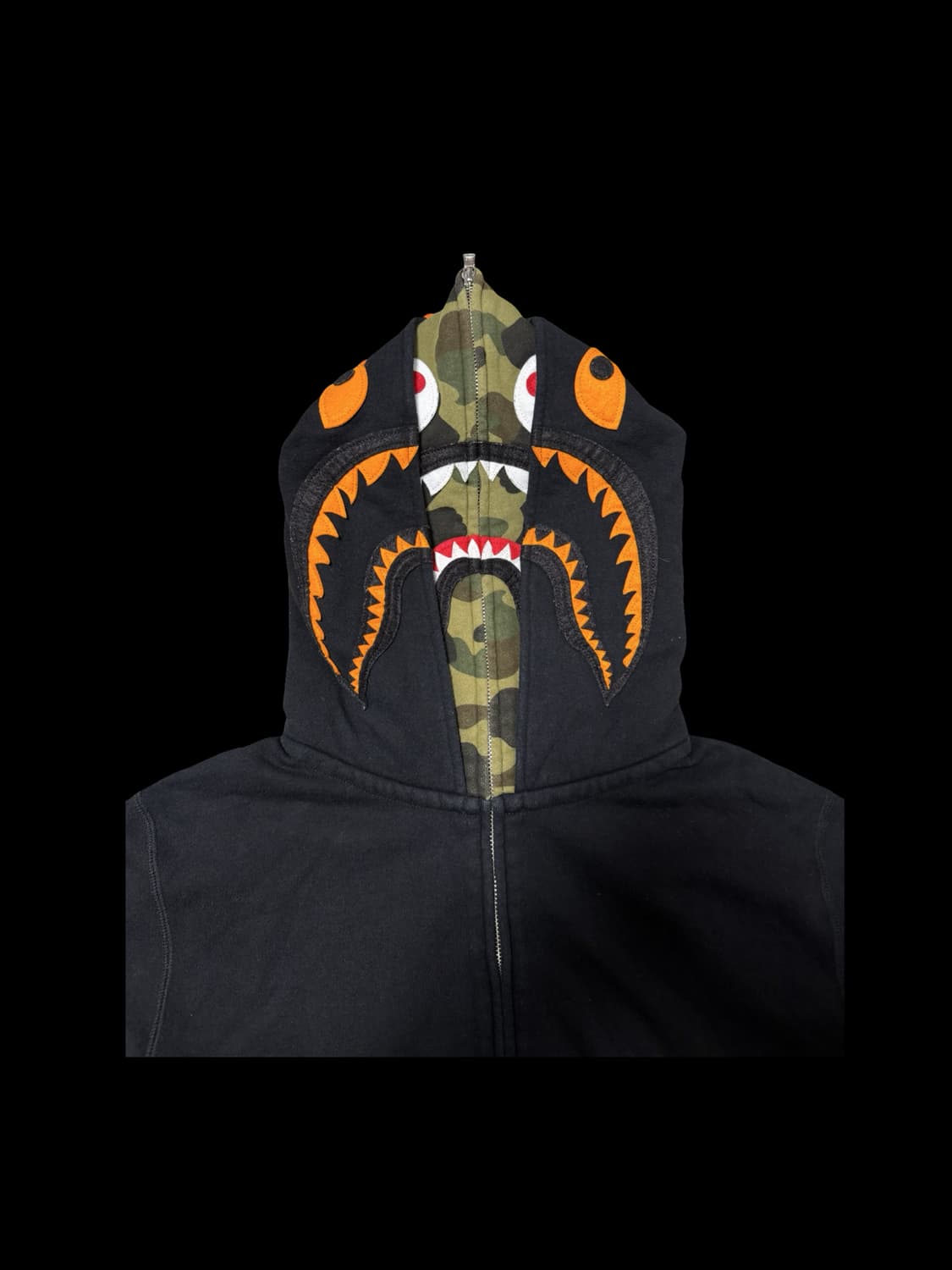 베이프 UNDEFEATED 콜라보 투헤드 샤크 후드 집업 상품이미지3