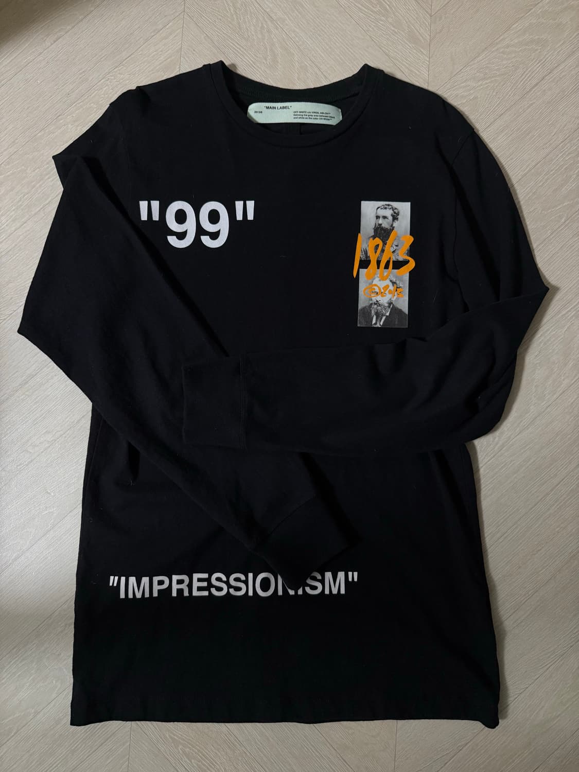 오프화이트 슬리브 맨투맨 M 상태극상 상품이미지1