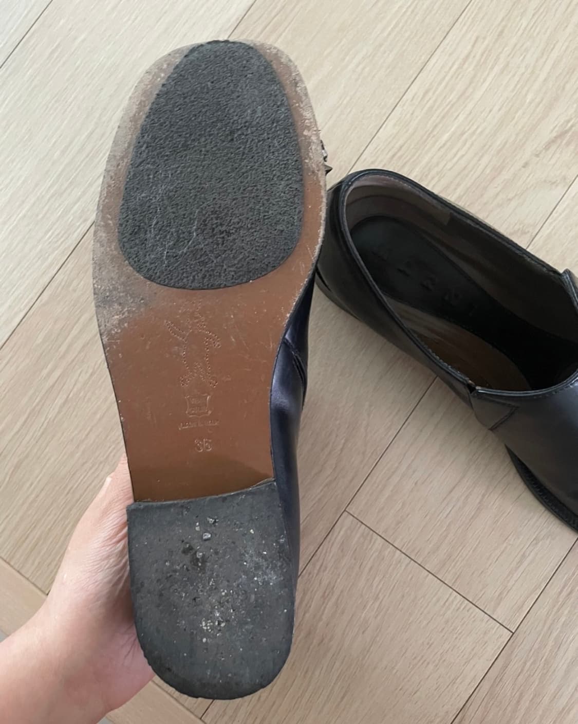 마르니 여성 블랙 스터드 로퍼 36사이즈 상품이미지3