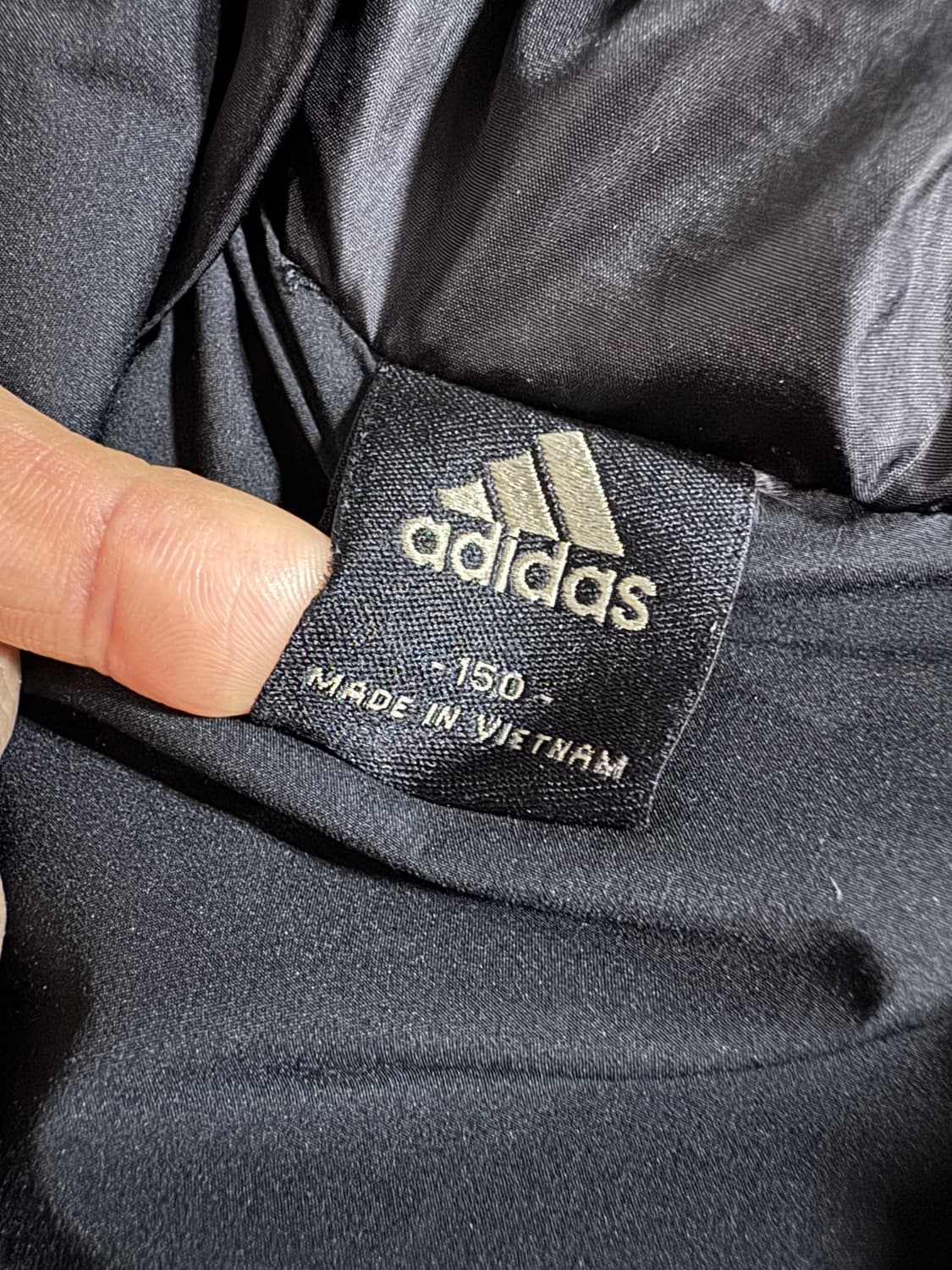 여성 아디다스 삼선 후드 다운 롱패딩 150 블랙 상품이미지3