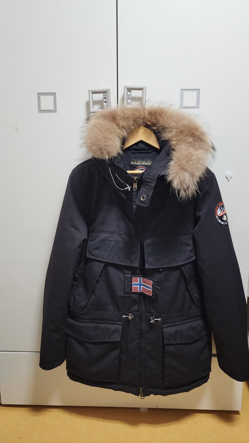나파피리(NAPAPIJRI) 국내매장판 패딩 점퍼 상품이미지4