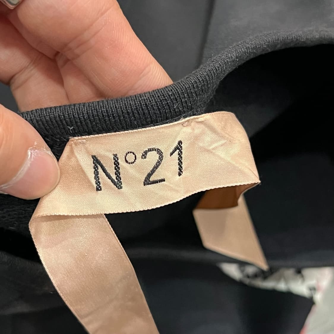  n21 플라워 프린팅 스웻셔츠 y12266 상품이미지8