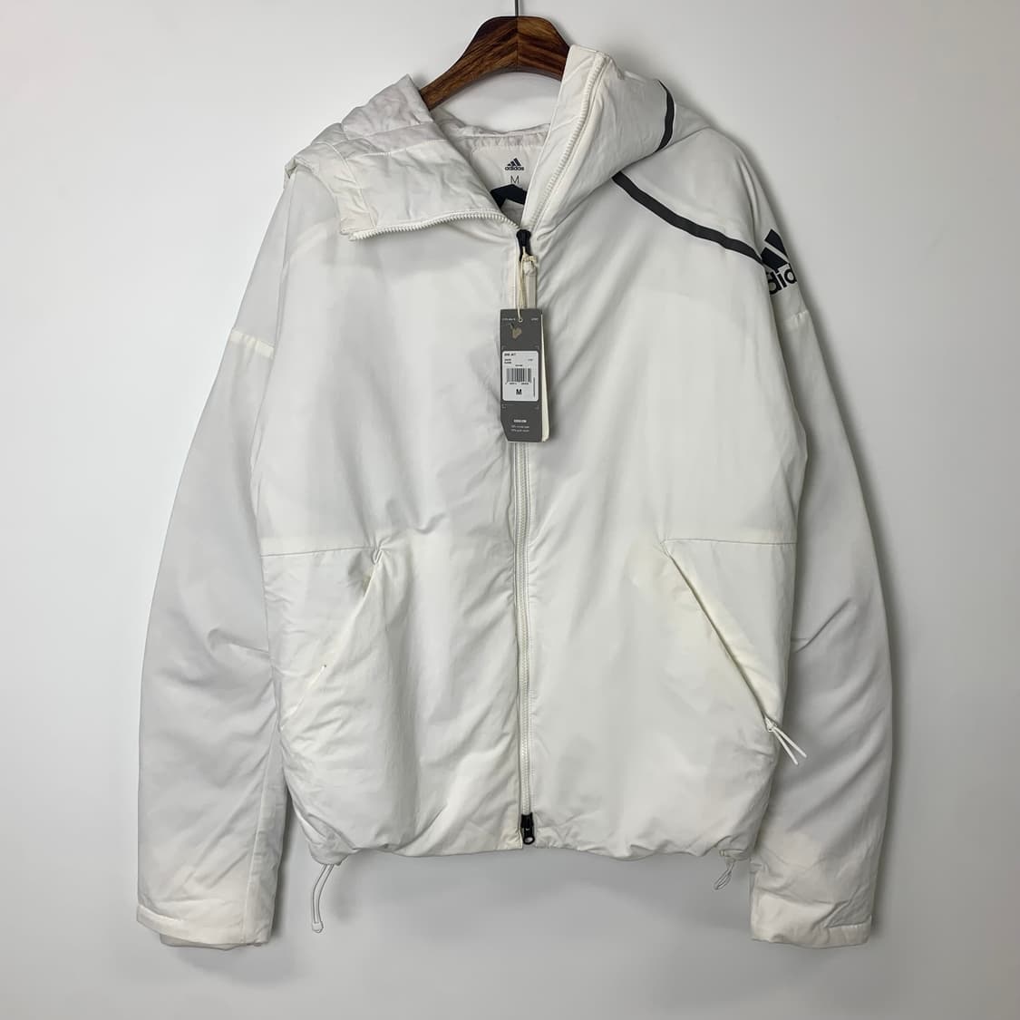 아디다스 암로고 화이트 패딩 점퍼 상품이미지2