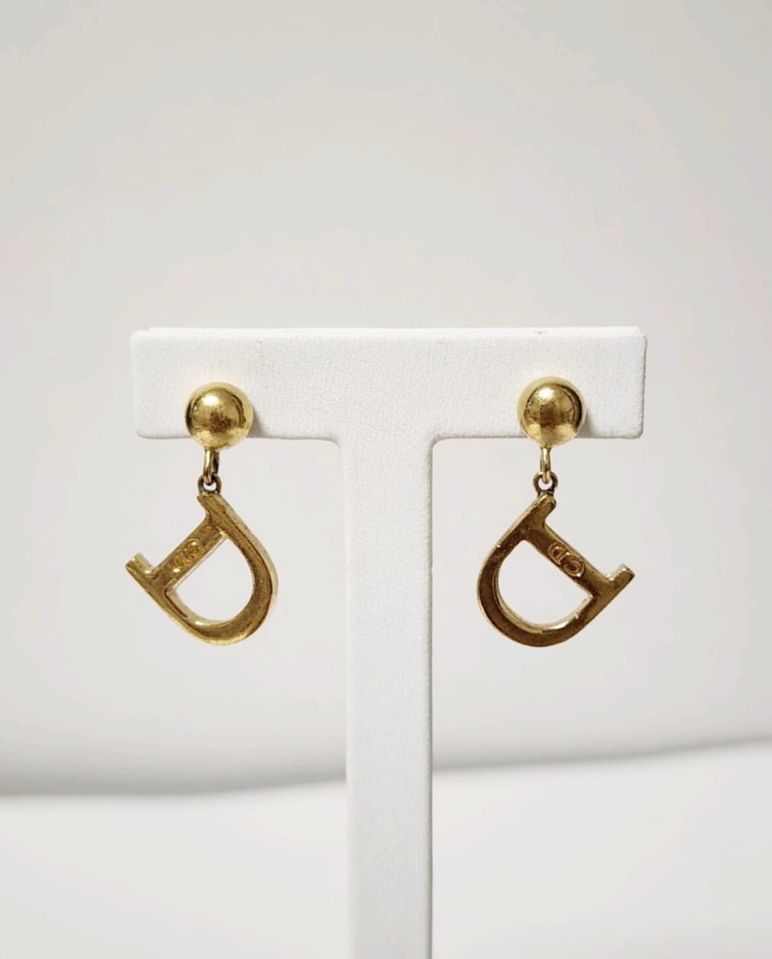 디올 D로고 금장귀걸이 상품이미지5