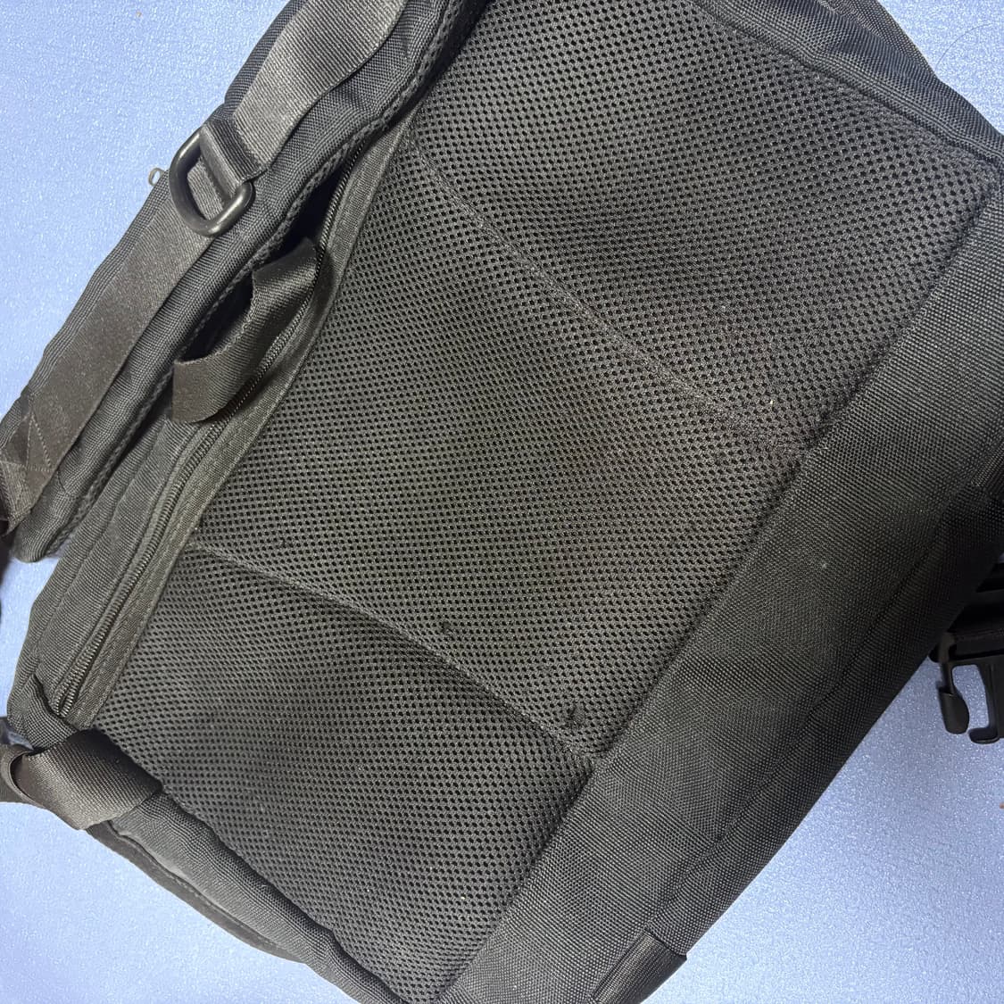 뉴발란스 메신저백 가방 상품이미지2