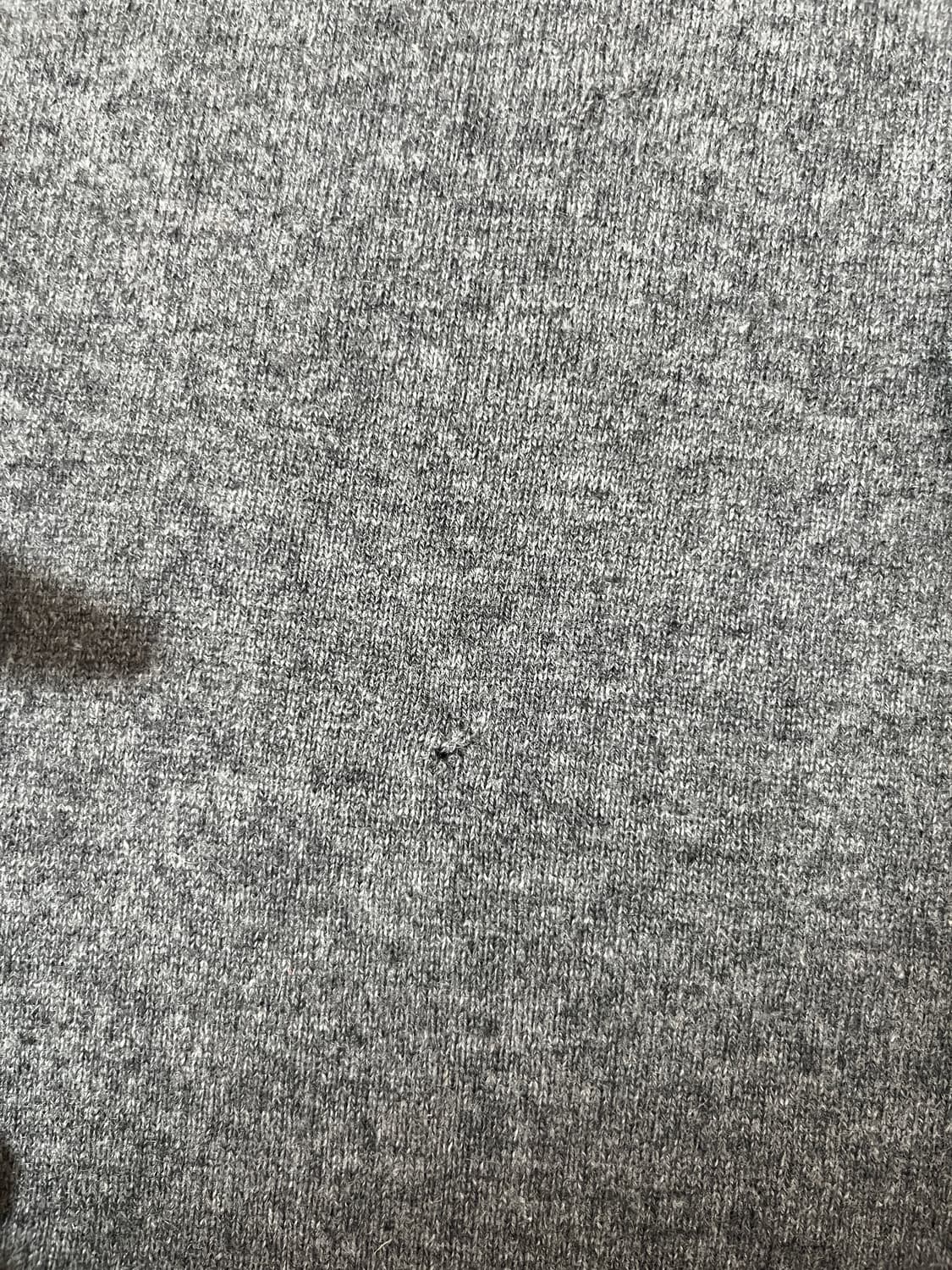 띠어리 캐시미어 100 브이넥 니트 상품이미지4