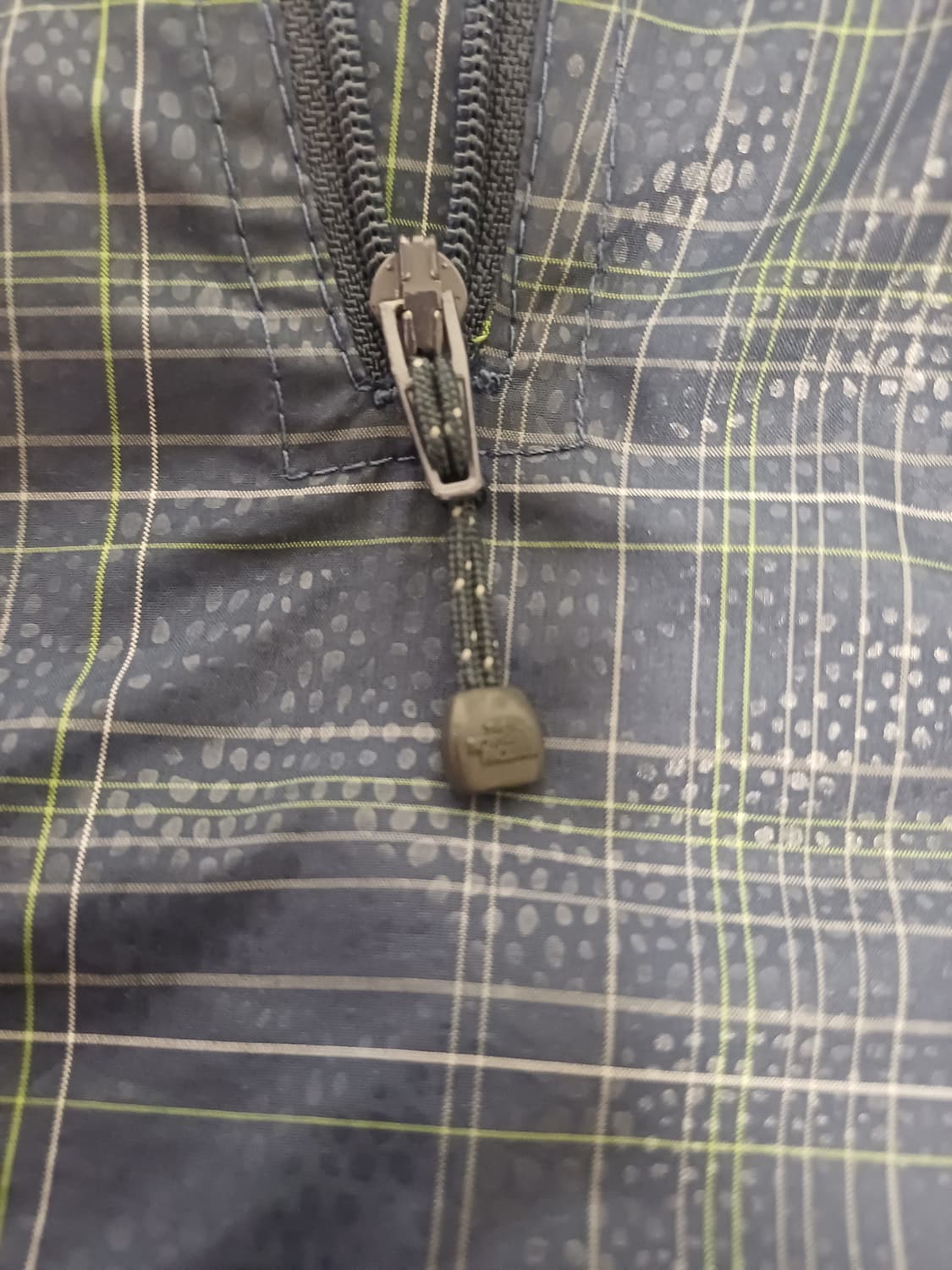 노스페이스의 남성용 경량 윈드브레이커(바람막이) [110] 상품이미지7