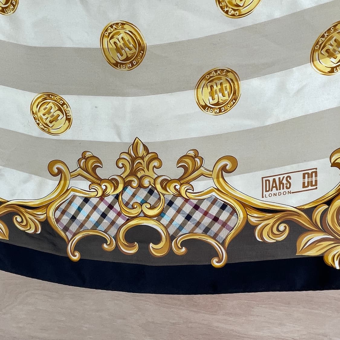 닥스 스카프 85 까레  상품이미지3