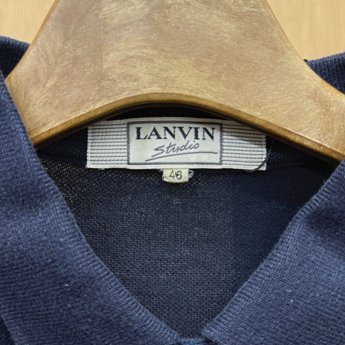 랑방 긴팔 카라 티셔츠 로고자수 3버튼 포인트 디테일 레귤러핏 블랙 상품이미지7