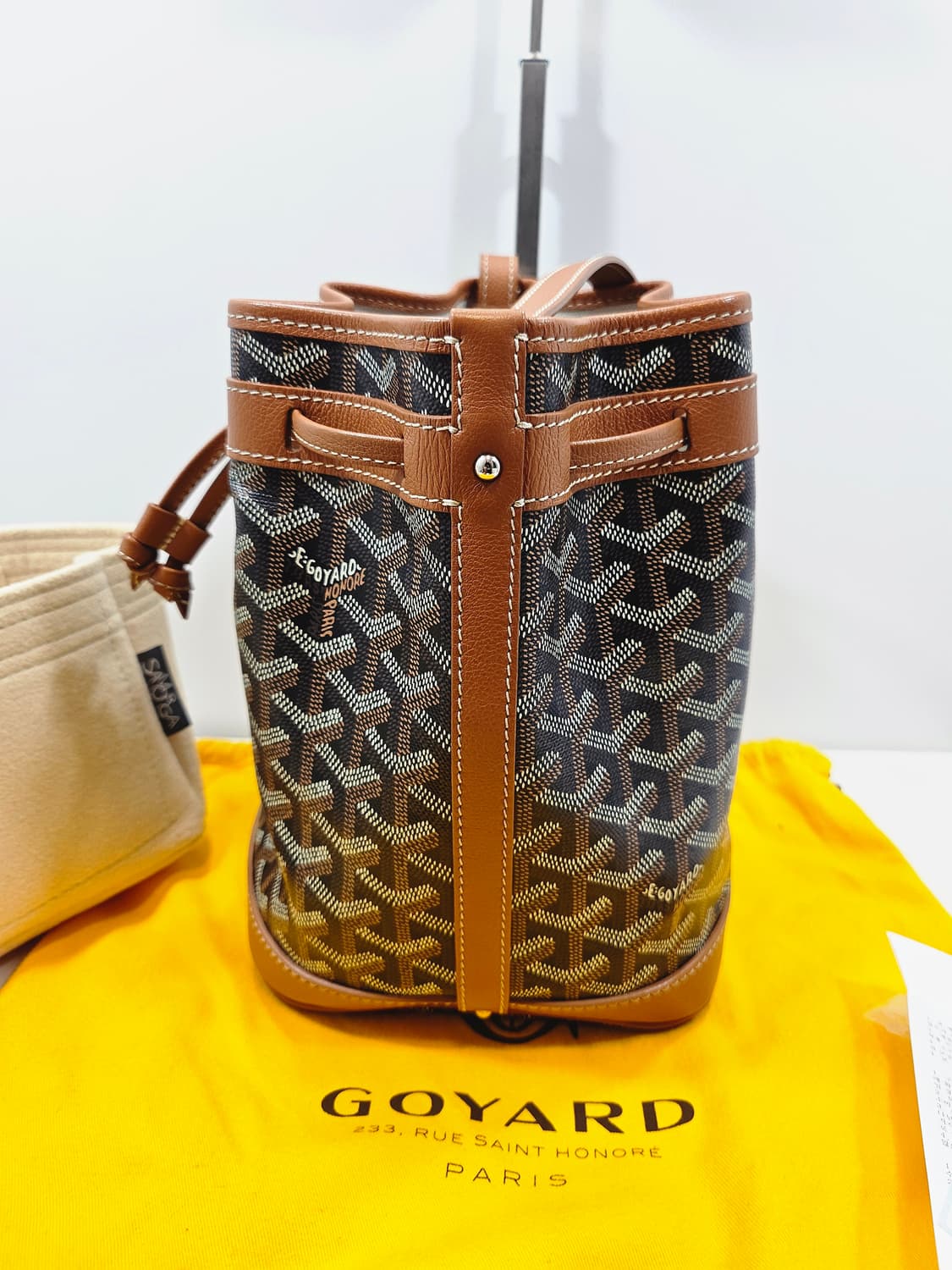 고야드 쁘띠플로 버킷백 상품이미지4