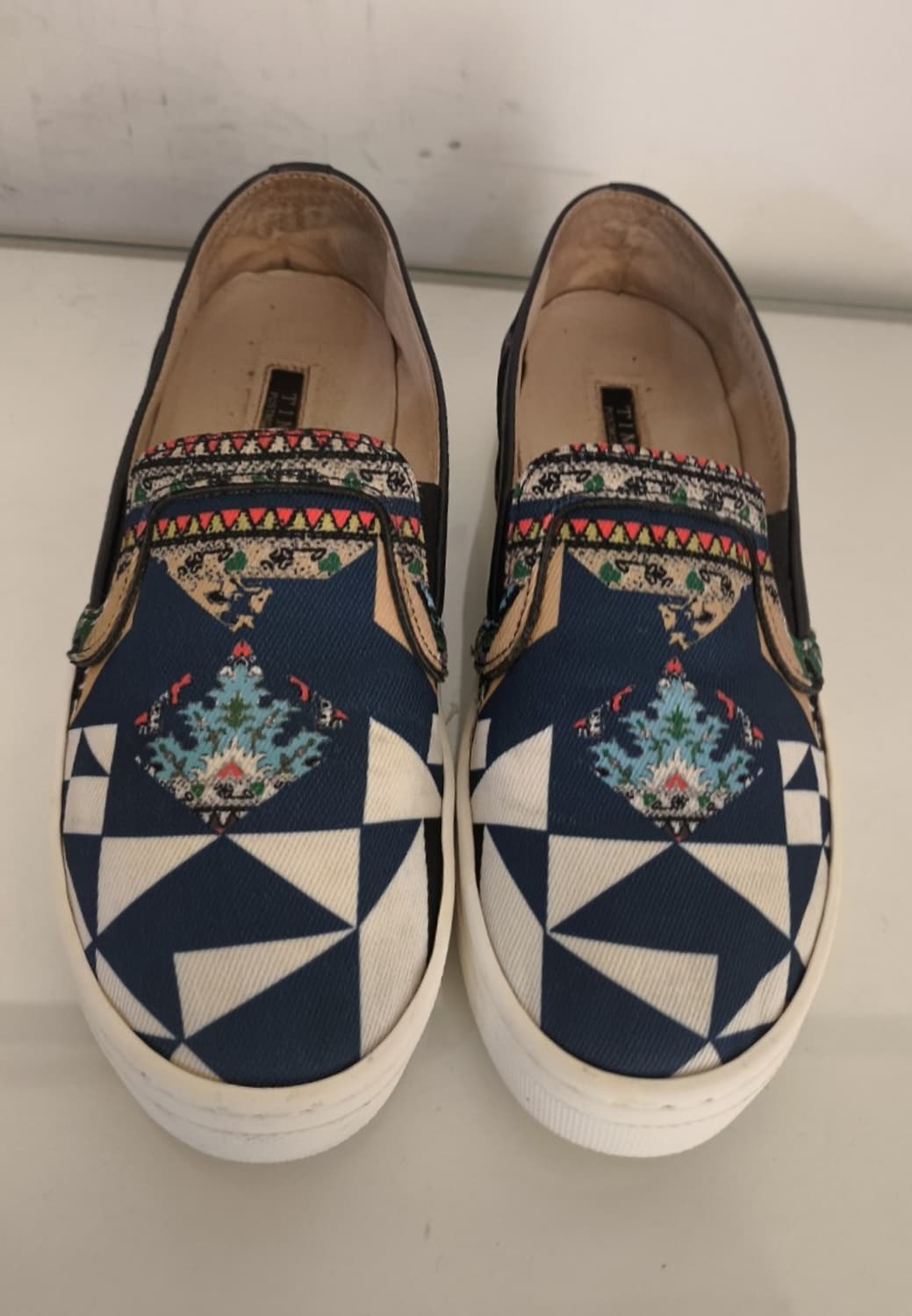 235mm 타임 패턴 슬립온 상품이미지1