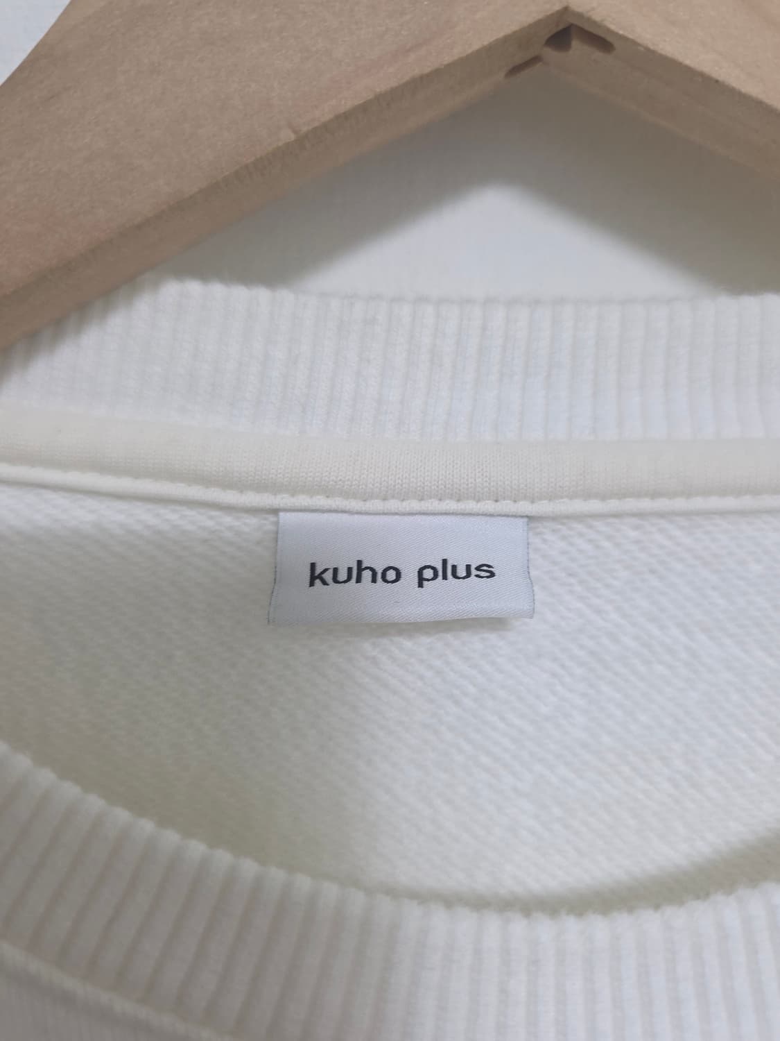 KUHO PLUS 구호플러스 화이트 아이보리 맨투맨 F 상품이미지4