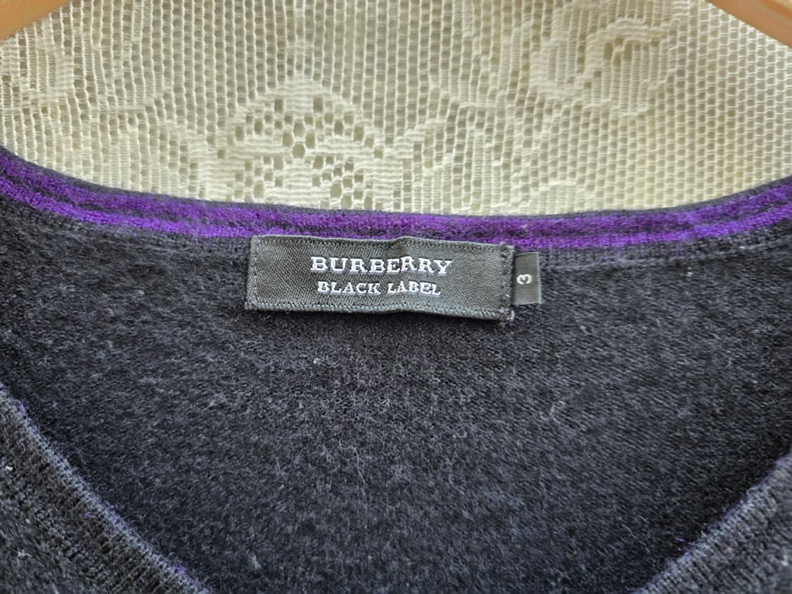 버버리 블랙라벨 아가일 브이넥 니트 상품이미지3