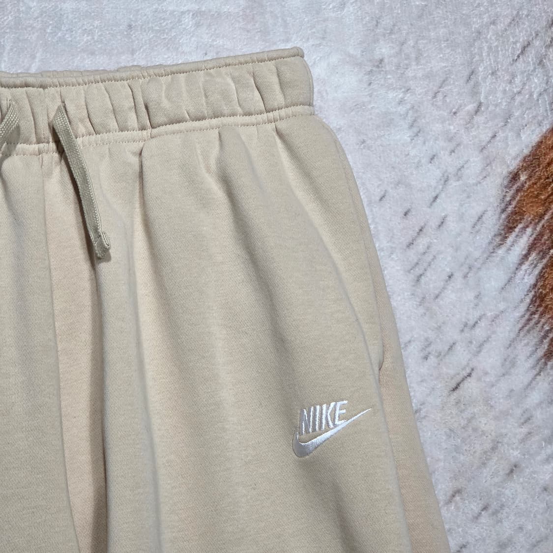 나이키 베이지 스웻팬츠 상품이미지2