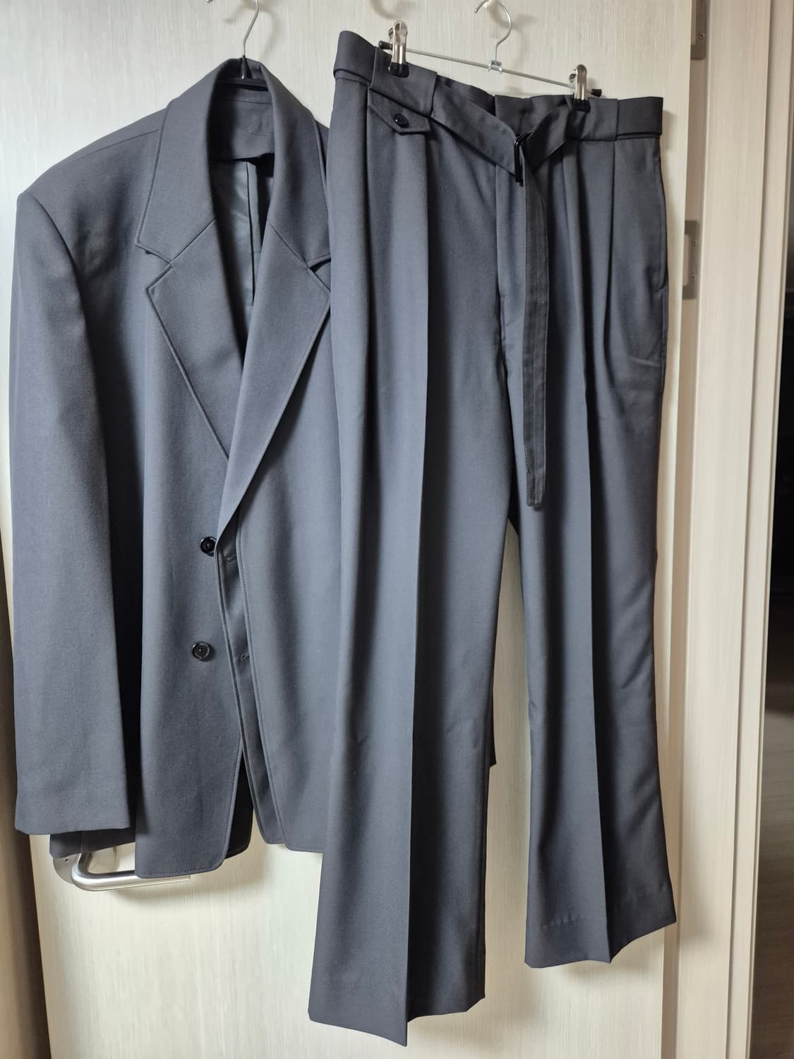 인사일런스 KKST 디테쳐블 울 블레이저 셋업 라지 상품이미지5