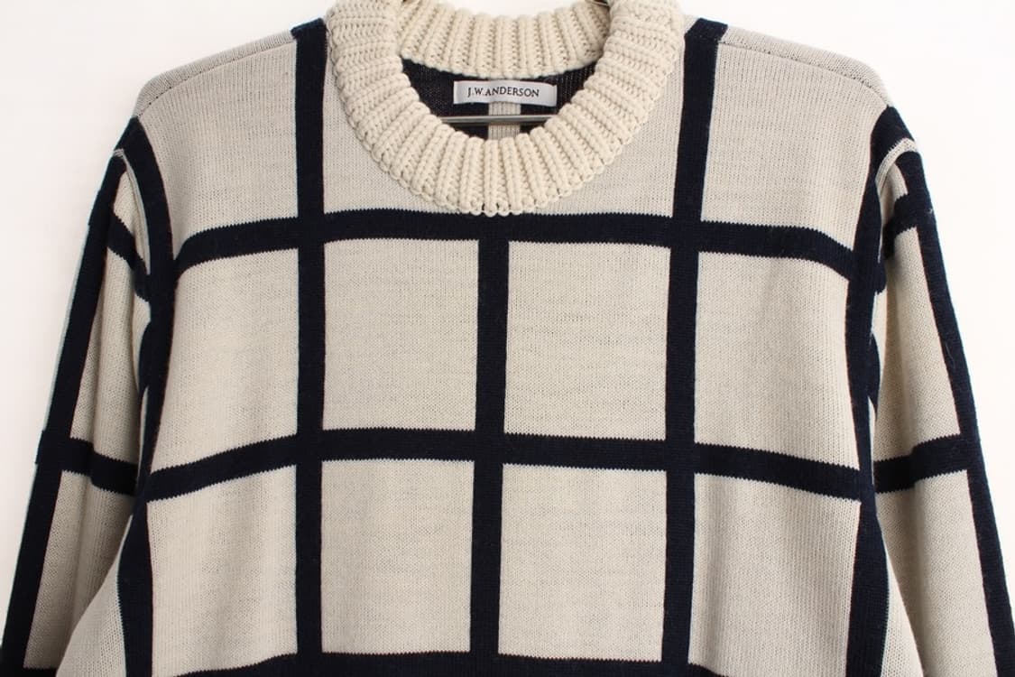 L jw앤더슨 메리노울 니트 상품이미지2