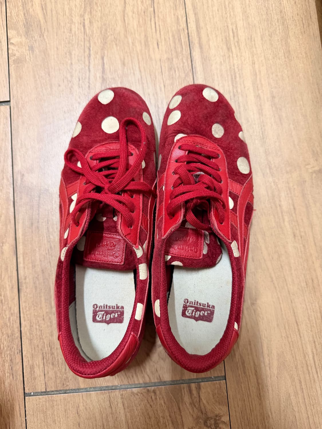 오니츠카타이거 붉은색 도트 스니커즈 230 상품이미지1