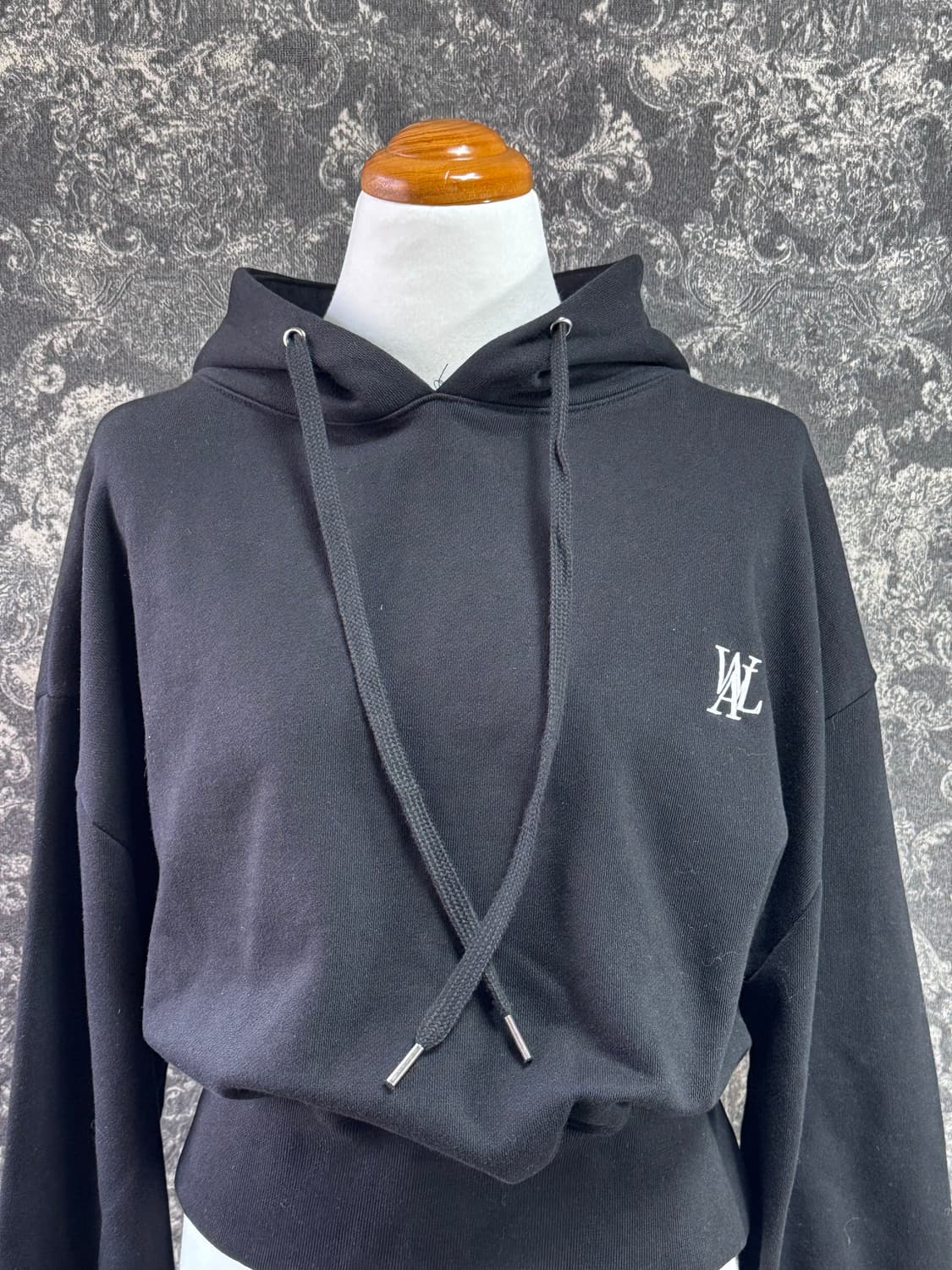 wooalong 우알롱 크롭 후드 상품이미지2