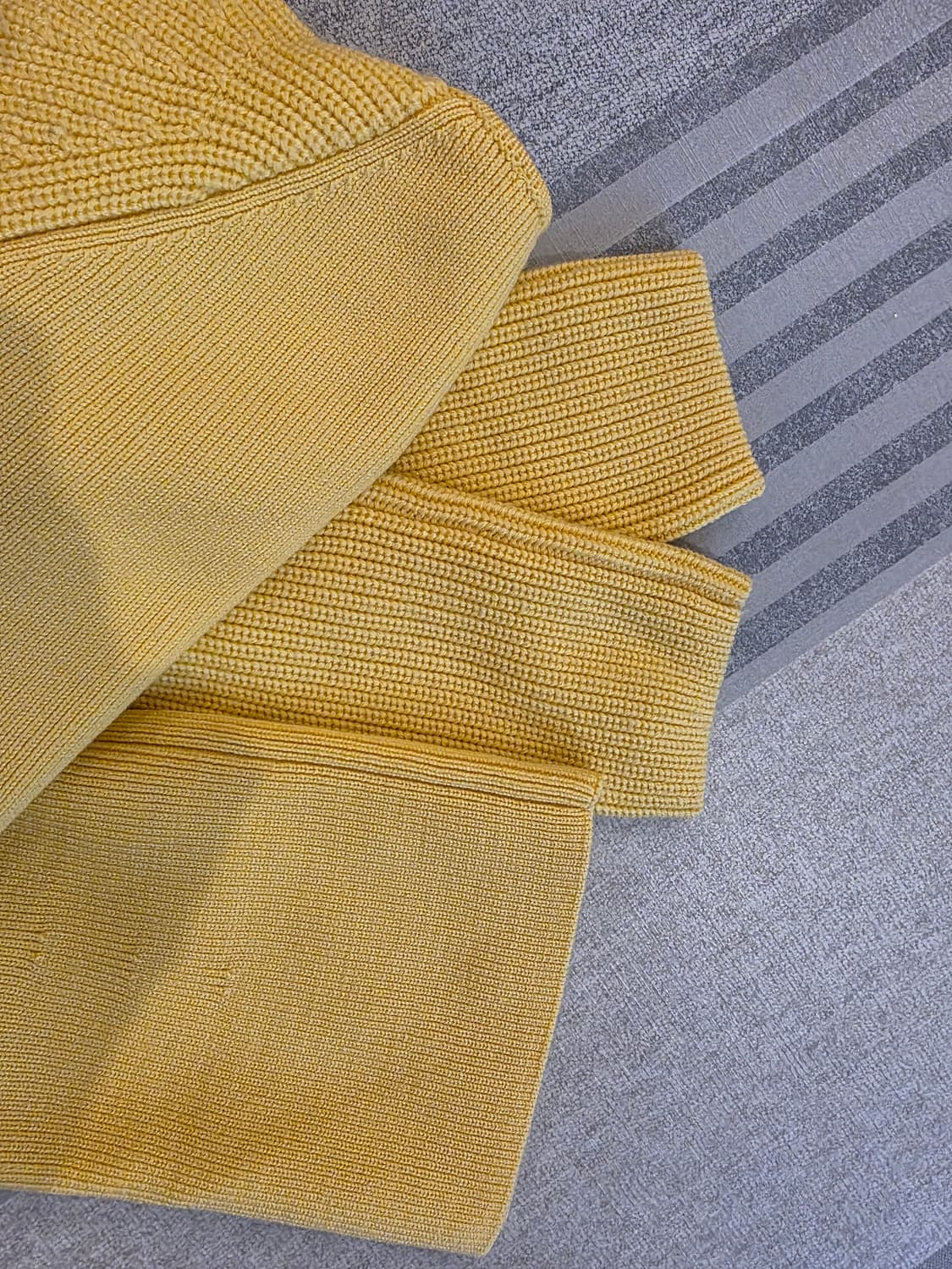 COS 옐로우 스퀘어넥 니트 XS (새상품) 상품이미지10