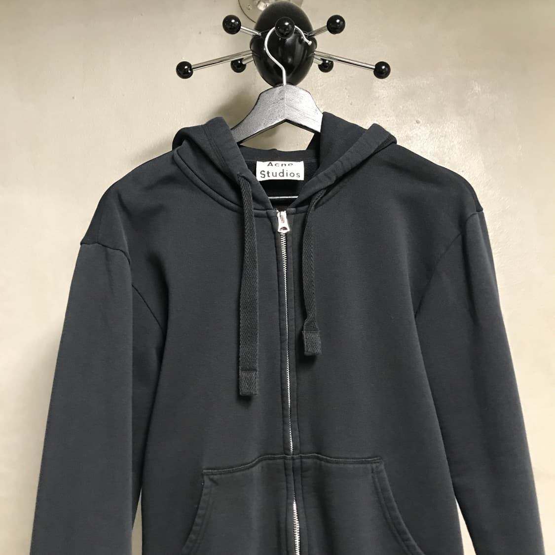아크네스튜디오 후드 집업 블랙 M 상품이미지2