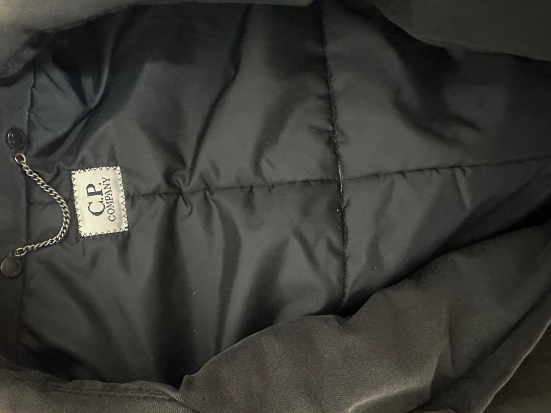 cp컴퍼니 선블리치 코트 상품이미지3