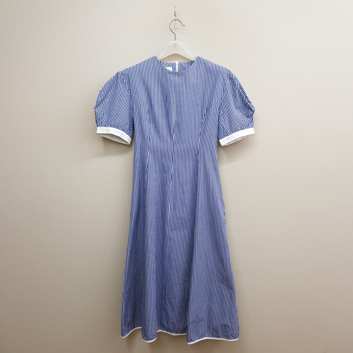 앤유 깅엄 체크 퍼프소매 롱 원피스 1사이즈 상품이미지1