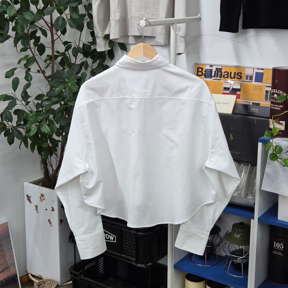 아미 2024 우먼 버튼다운 크롭 셔츠 XS 상품이미지3