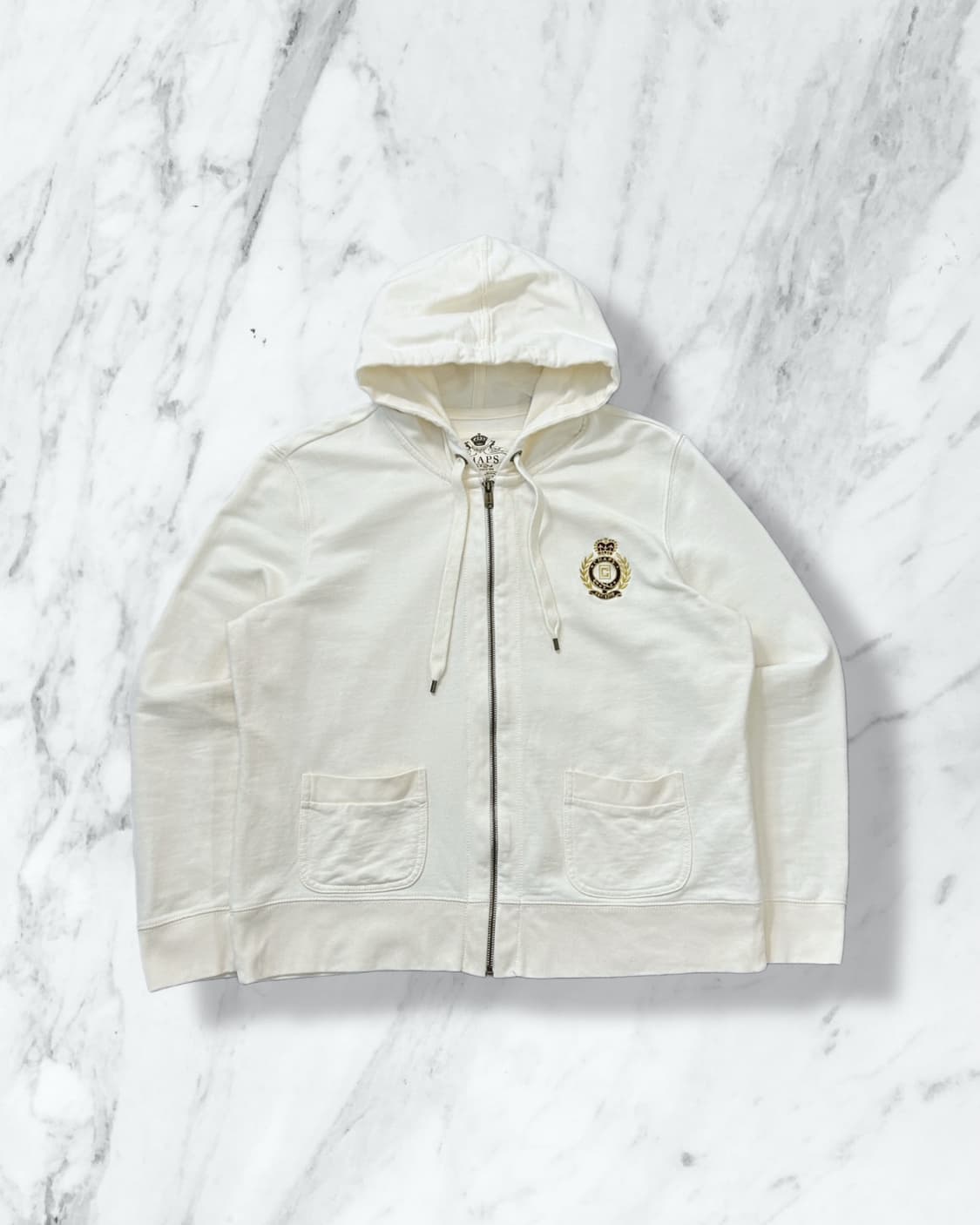 챕스 자수로고 베이지 후드집업 상품이미지1