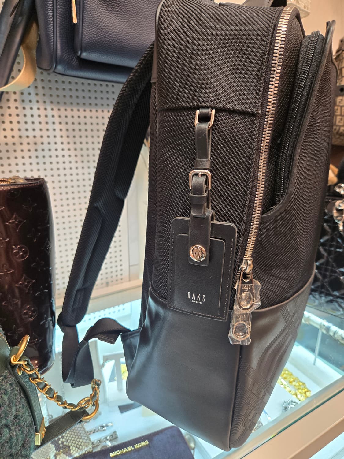 DAKS 런던 블랙 비즈니스/캐주얼 백팩 (남성용) -  상품이미지6