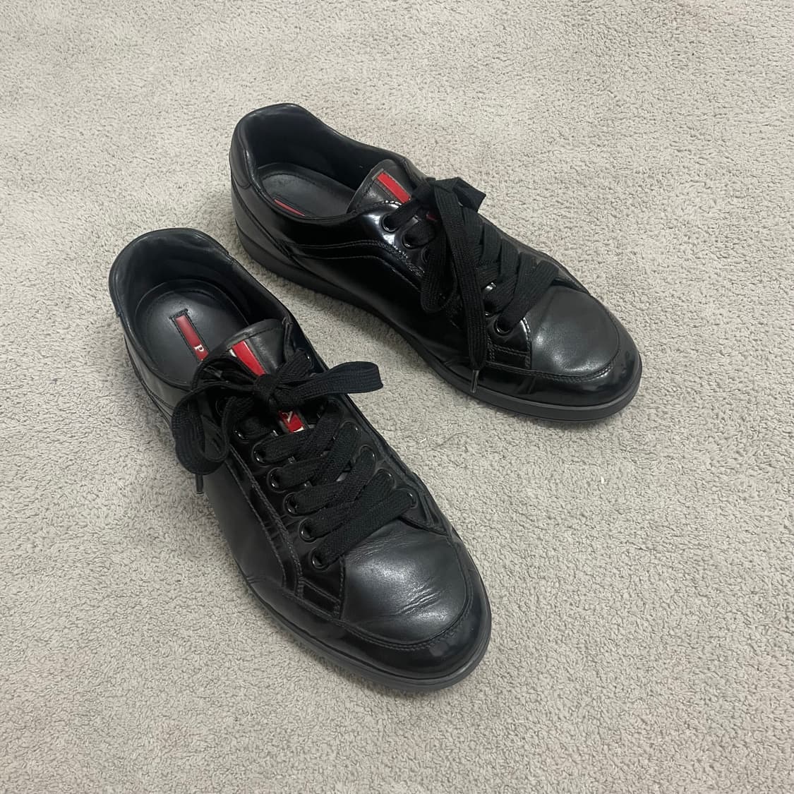 285) 프라다 스포츠 레더 스니커즈 신발 블랙 상품이미지3