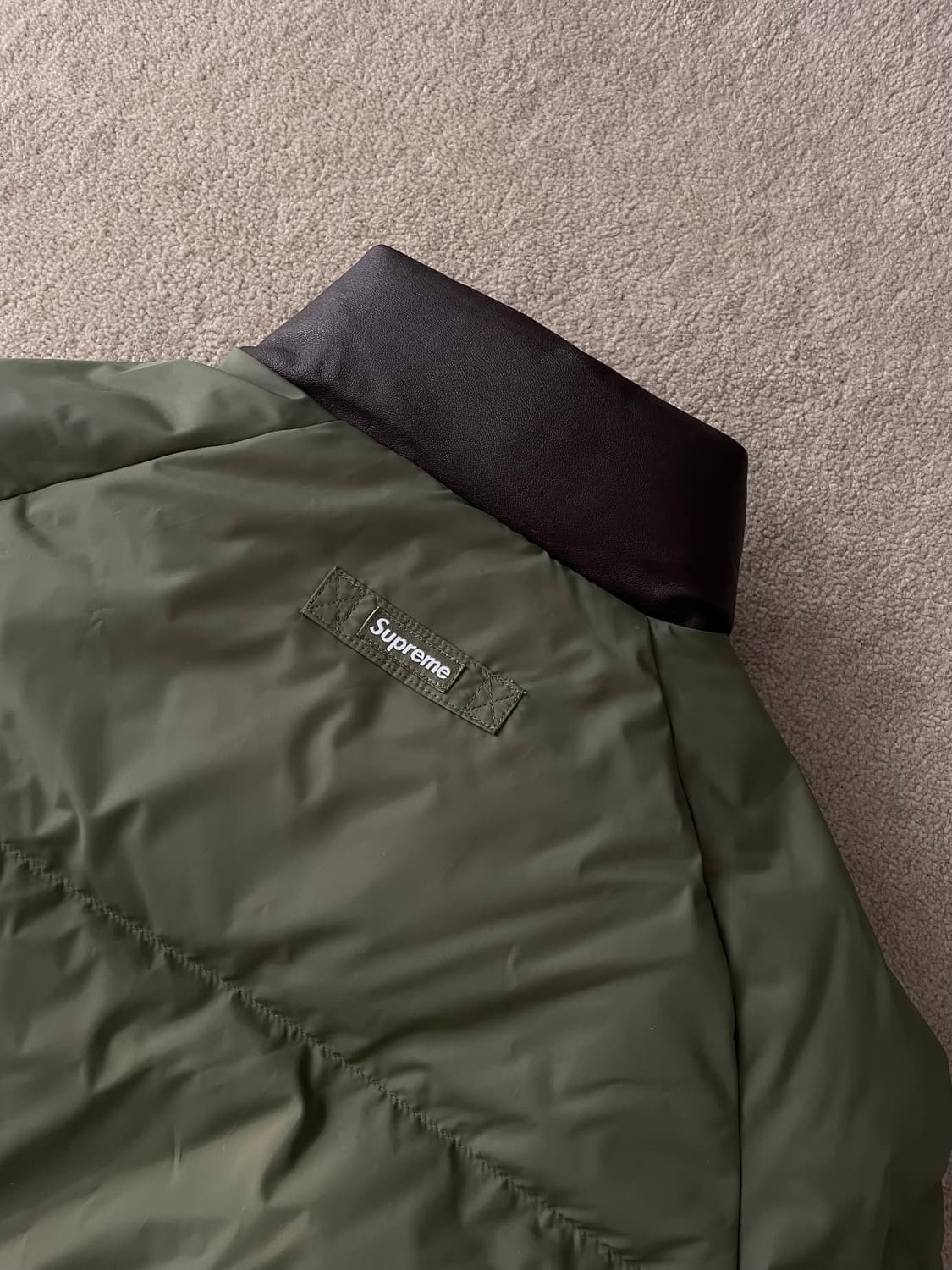 슈프림 리버시블 올리브그린 패딩 상품이미지5