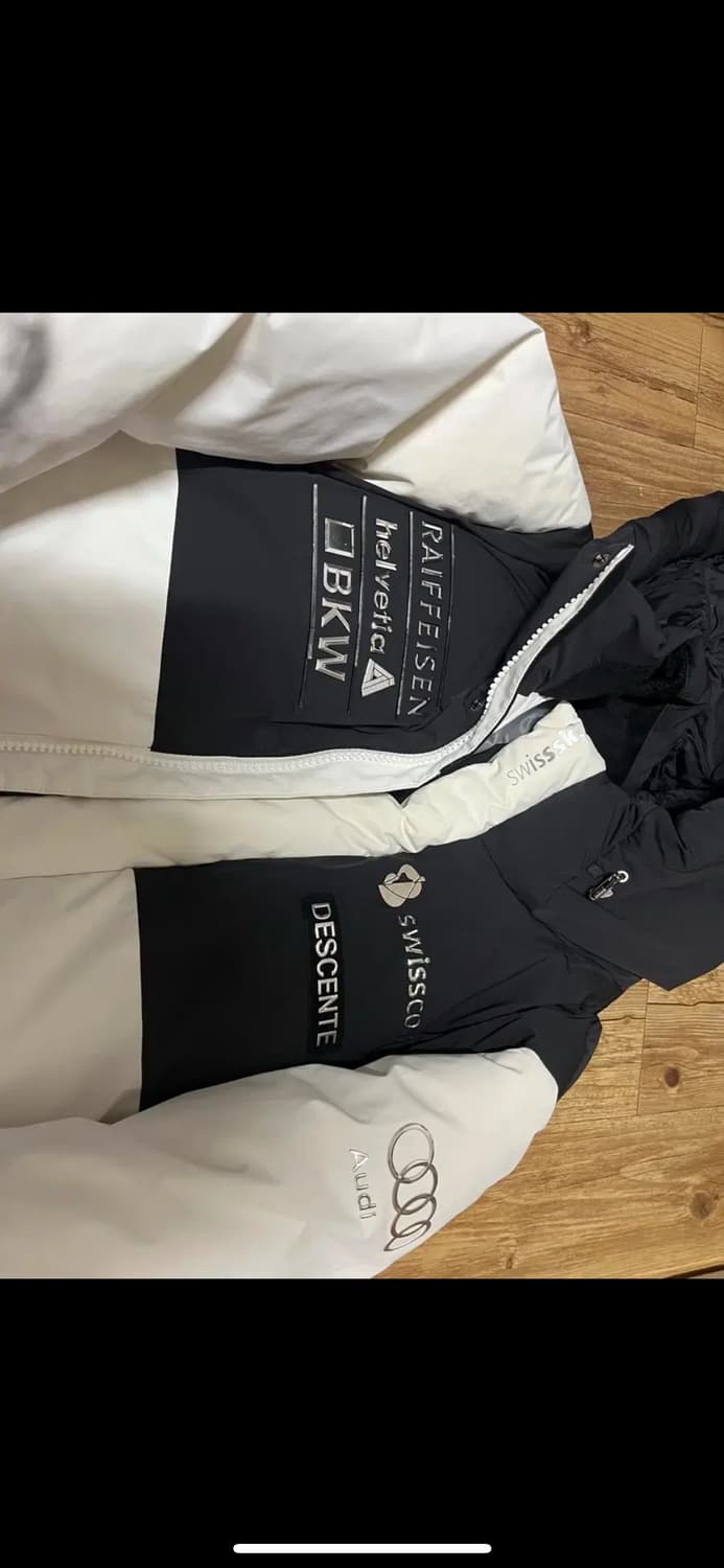 데상트 롱패딩 상품이미지3