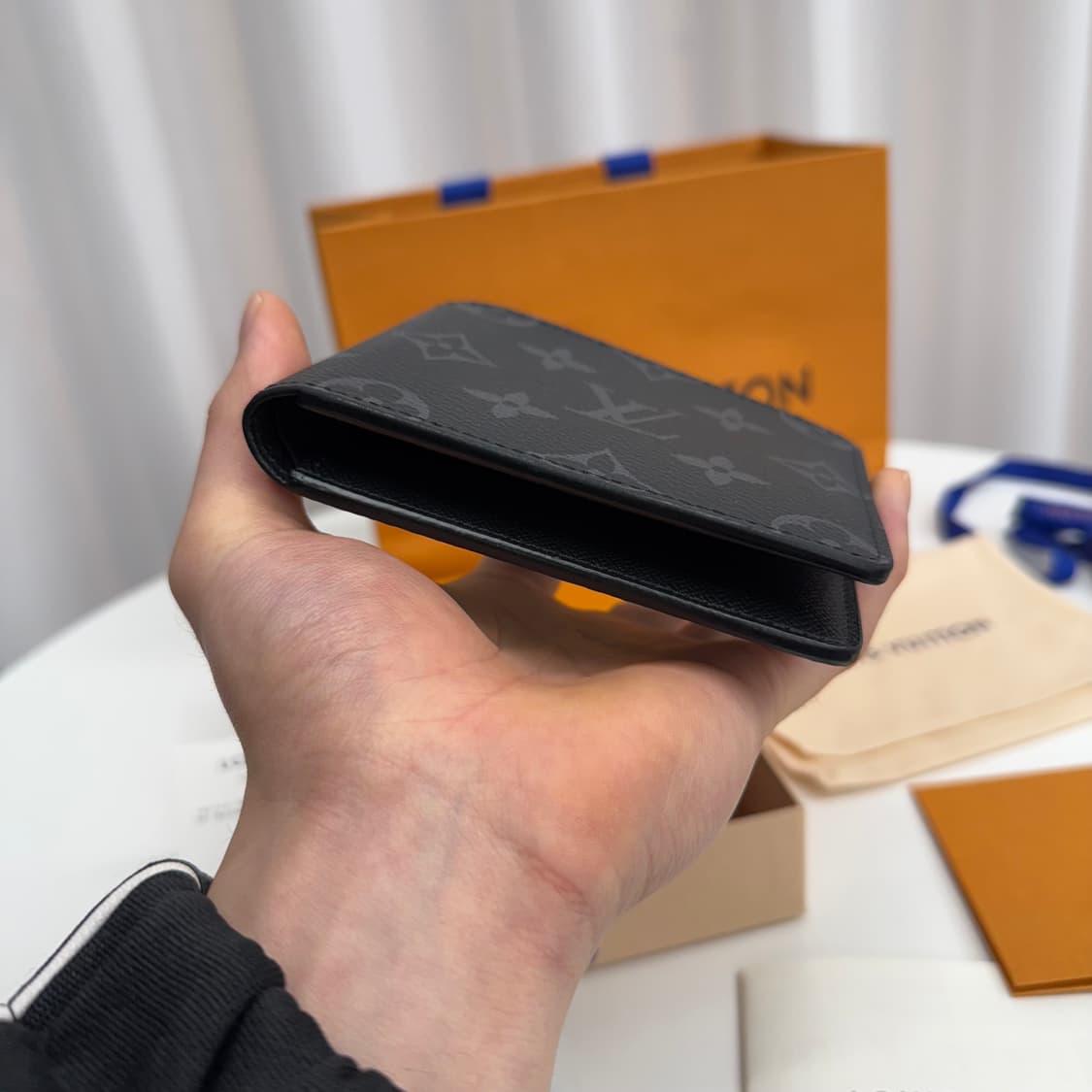 [26년/ 백화점] 루이비통 이클립스 슬렌더 반지갑 상품이미지6
