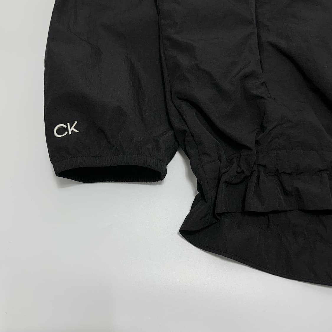 캘빈클라인 로고 바스락 바람막이 상품이미지4