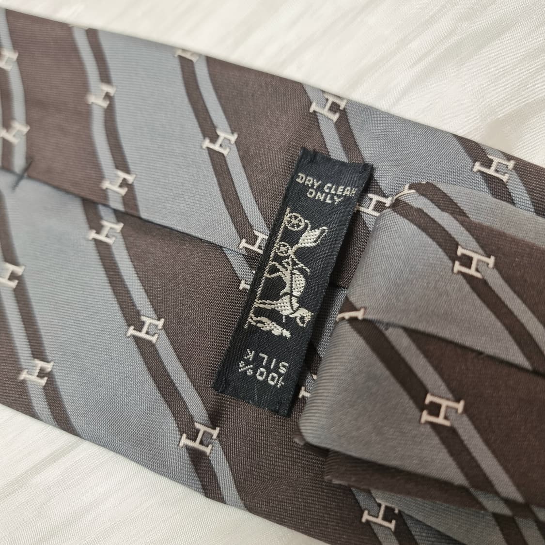 에르메스 H모노그램 실크100% 넥타이 (상태양호/드라이완료) 상품이미지2