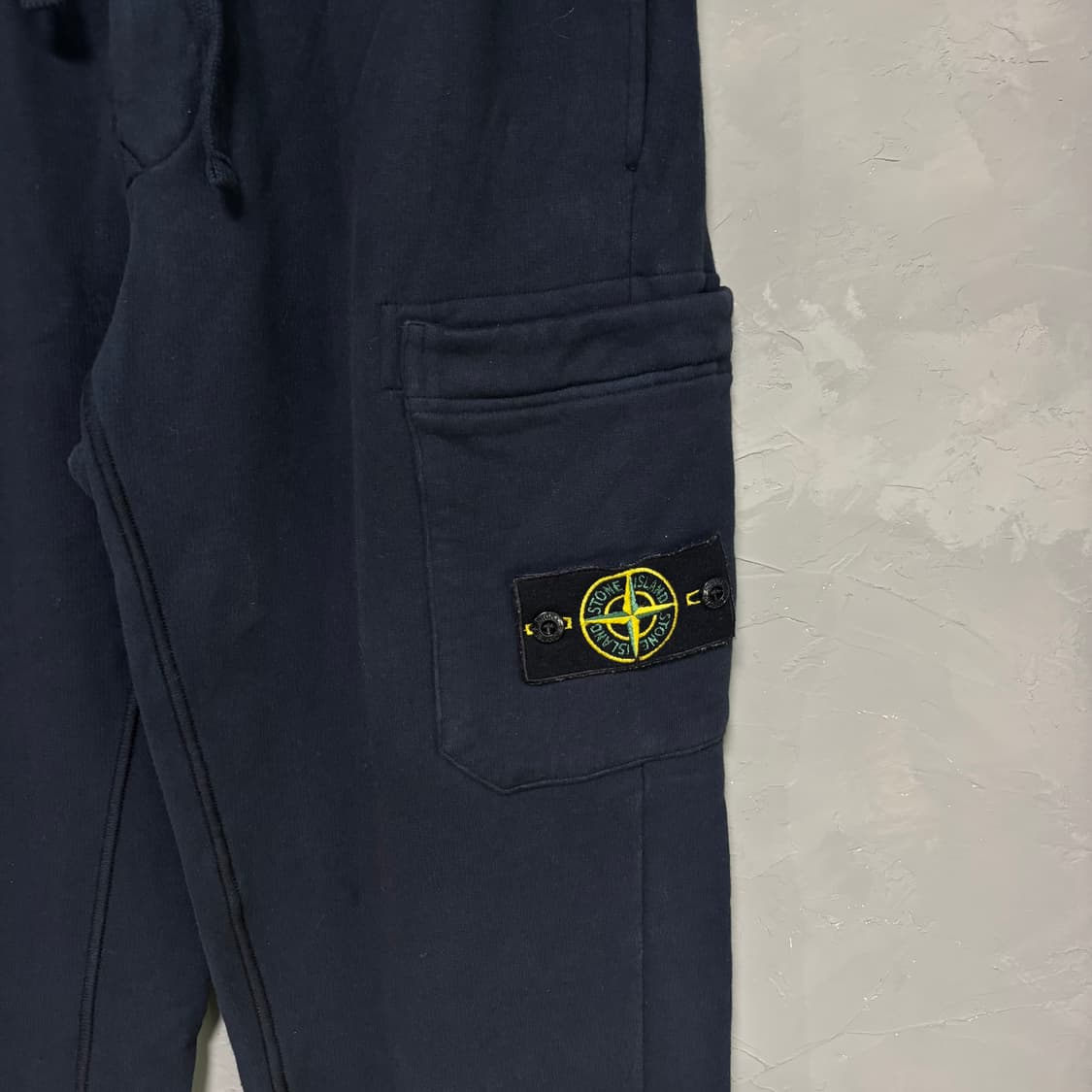 스톤아일랜드 스웻 조거 팬츠 네이비 상품이미지2