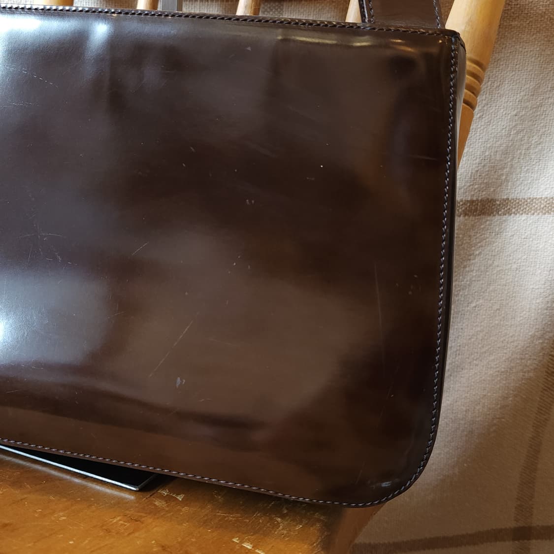 90s 이태리 브라운 페이던트 레더 숄더백 상품이미지5