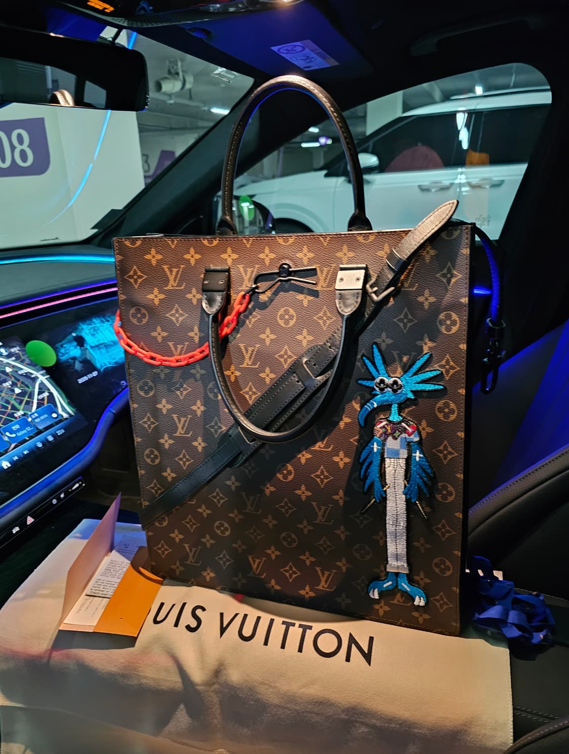 루이비통 버질아블로 캐릭터 자수 삭플라 크로스백 (새상품) 상품이미지2