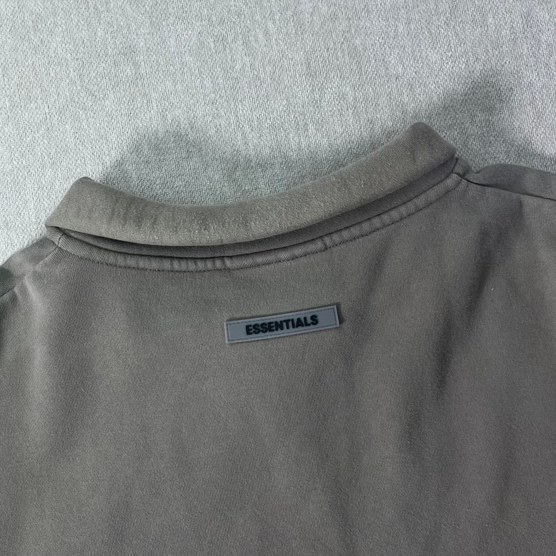 100 피오갓 에센셜 반집업 맨투맨  상품이미지6