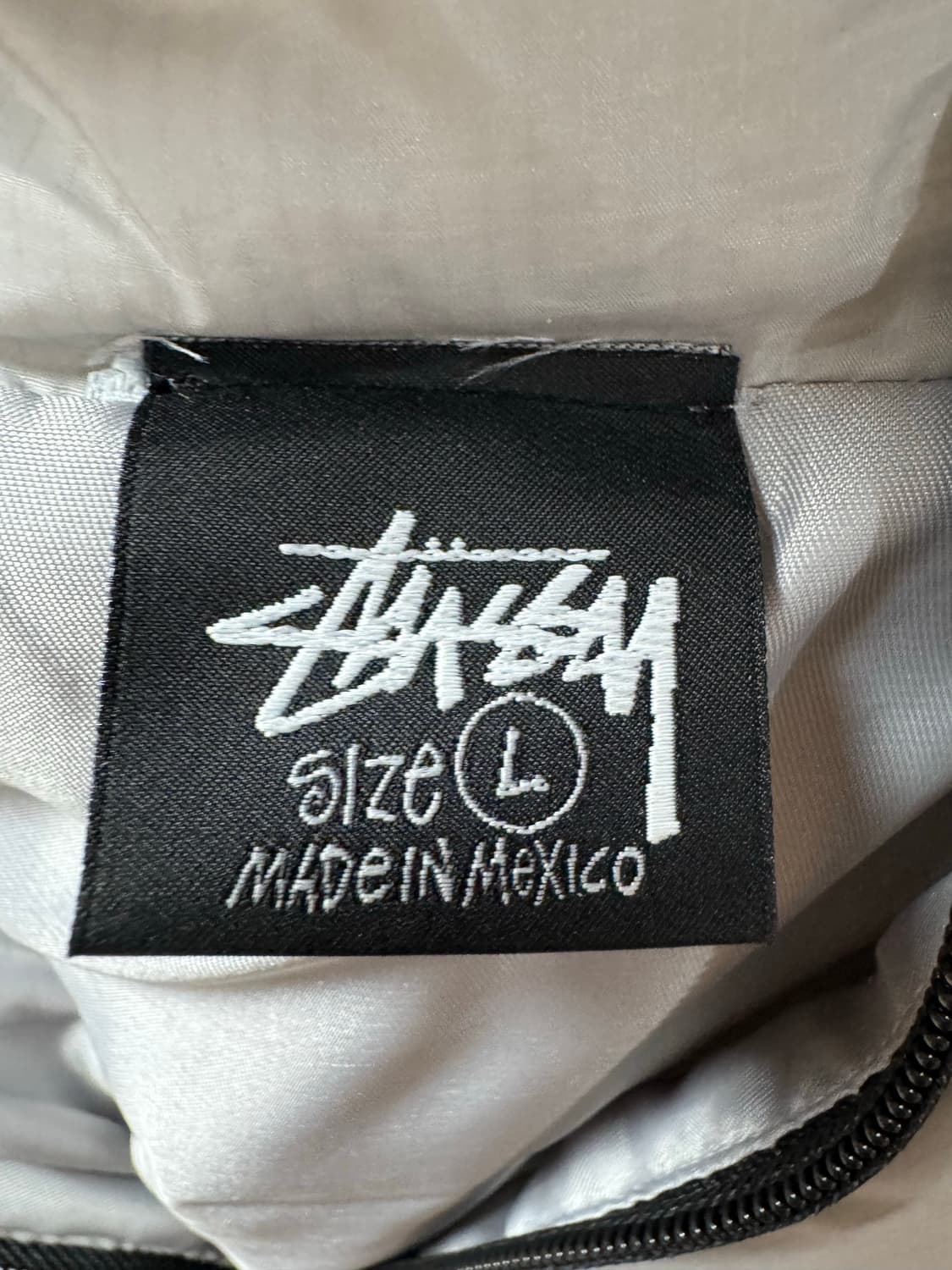 스투시 경량패딩  상품이미지2