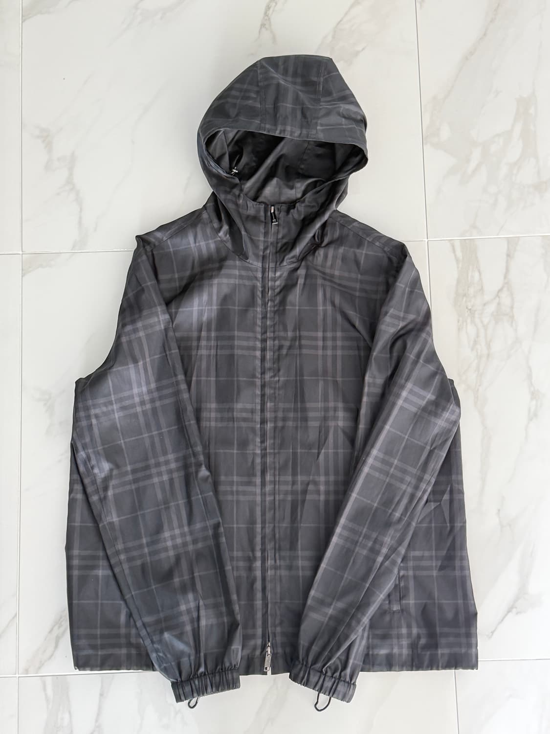 버버리 바람막이 윈드브레이커  상품이미지1