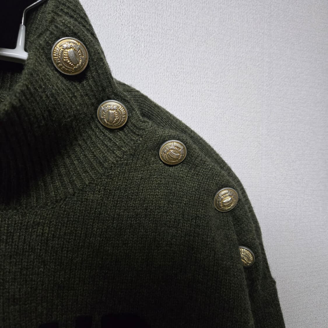 쟈딕앤볼테르 숄더버튼 니트 /여성 니트/ 여자 니트  상품이미지3